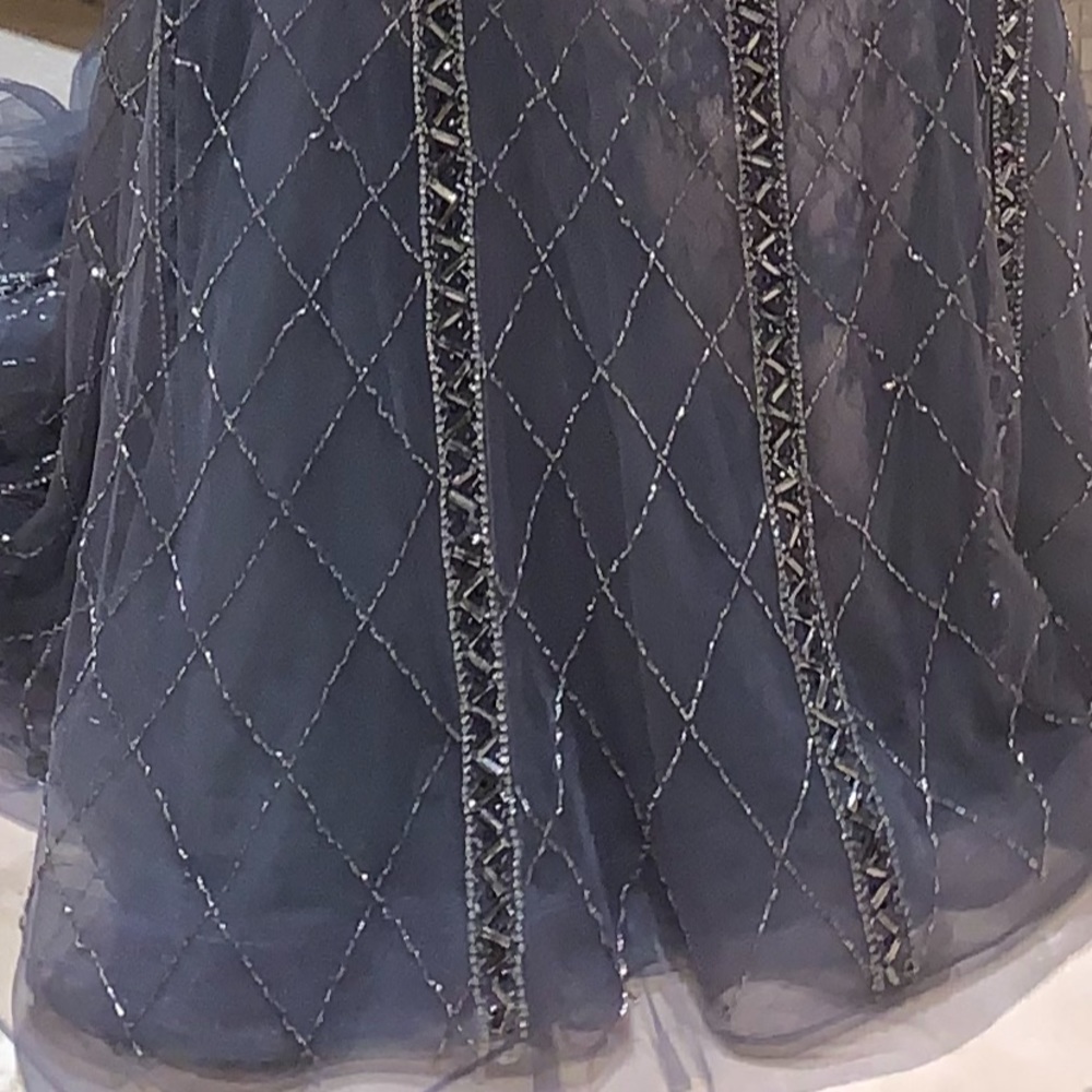 Stella couture beaded dress size 14 gray color - Picture 6 of 7